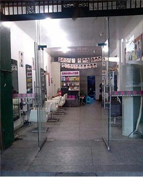 黄金地段美发店转让——紧邻多家鞋厂，客源稳定，商机无限